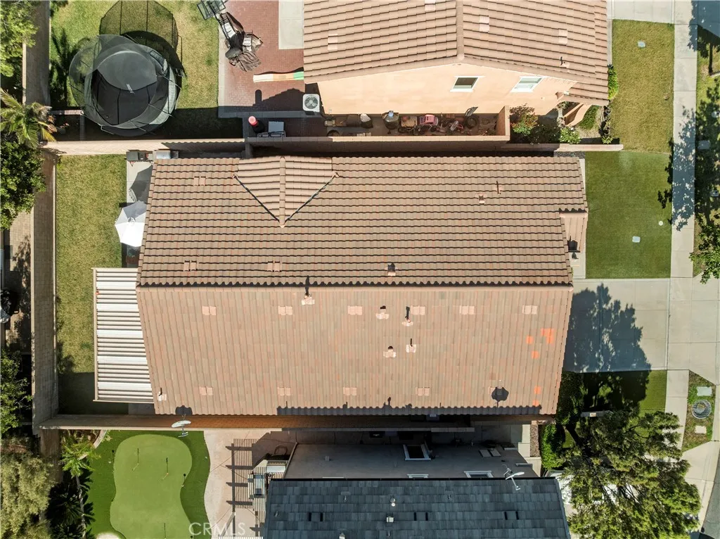 5368 Mantova Court, Fontana, California 92336 home-pic-18