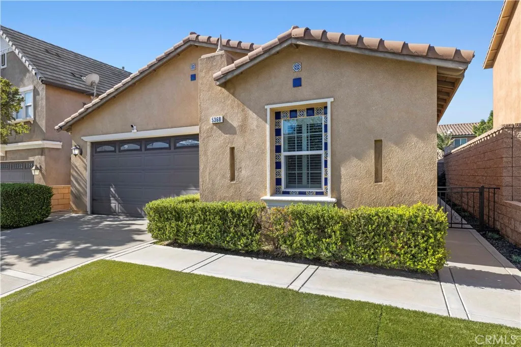 5368 Mantova Court, Fontana, California 92336 home-pic-1