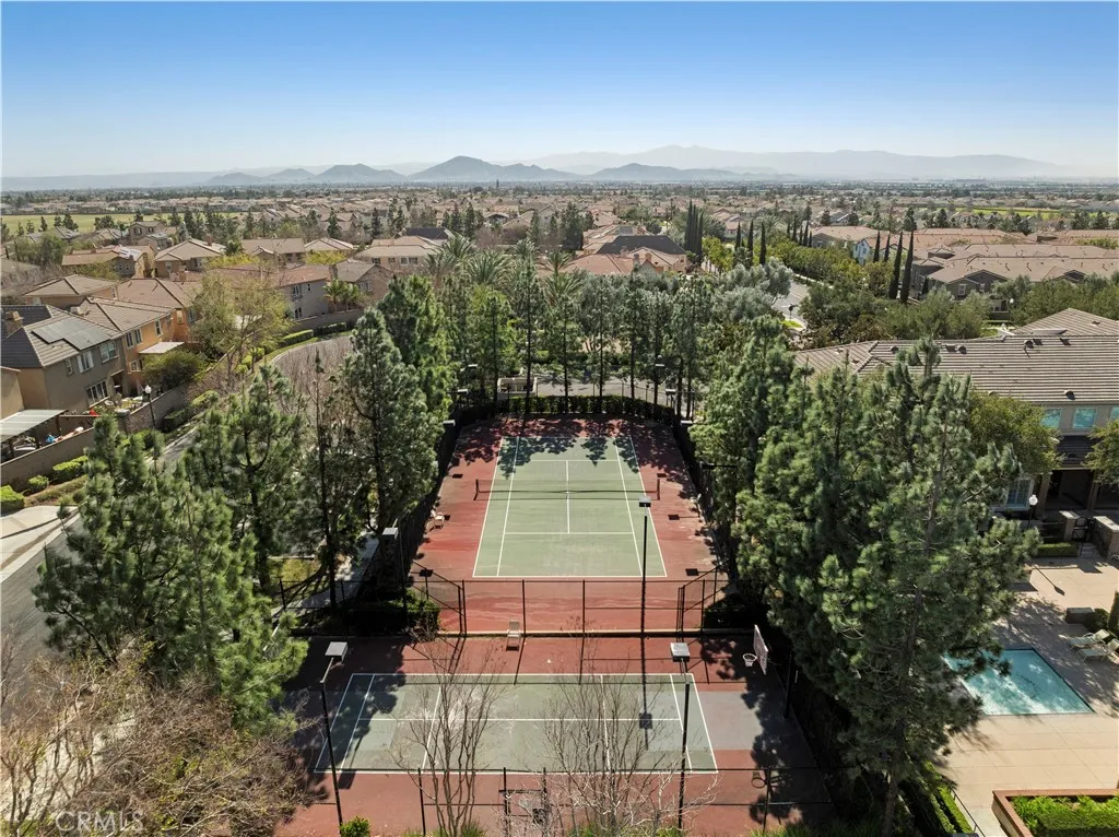 5368 Mantova Court, Fontana, California 92336 home-pic-24