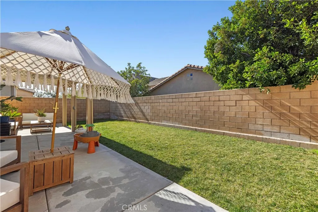 5368 Mantova Court, Fontana, California 92336 home-pic-14