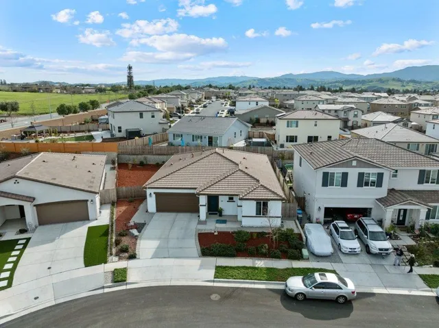 2111 Rosewood Drive, Hollister, California 95023