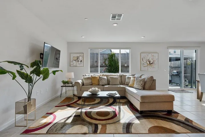 2111 Rosewood Drive, Hollister, California 95023