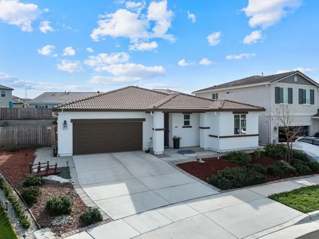 2111 Rosewood Drive, Hollister, California 95023