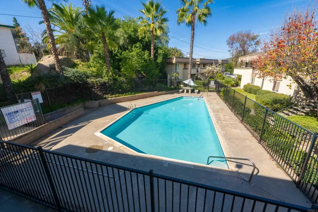 745 East Bradley Avenue 11, El Cajon, California 92021 home-pic-23