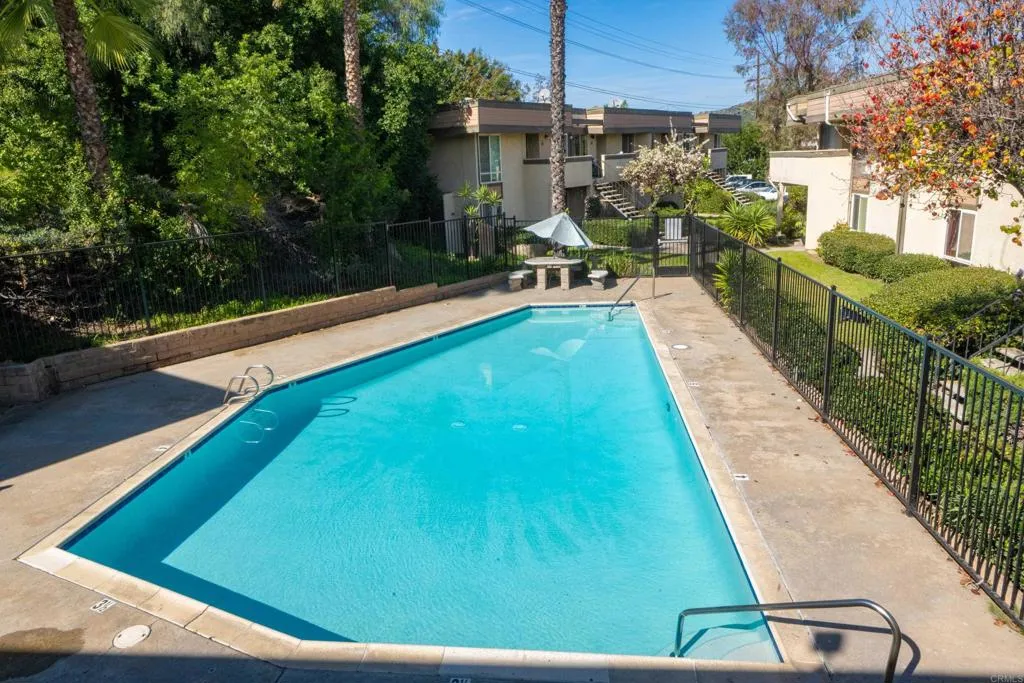 745 East Bradley Avenue 11, El Cajon, California 92021 home-pic-22