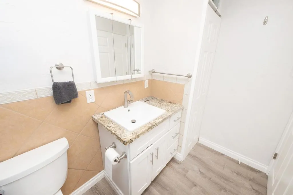 745 East Bradley Avenue 11, El Cajon, California 92021 home-pic-10