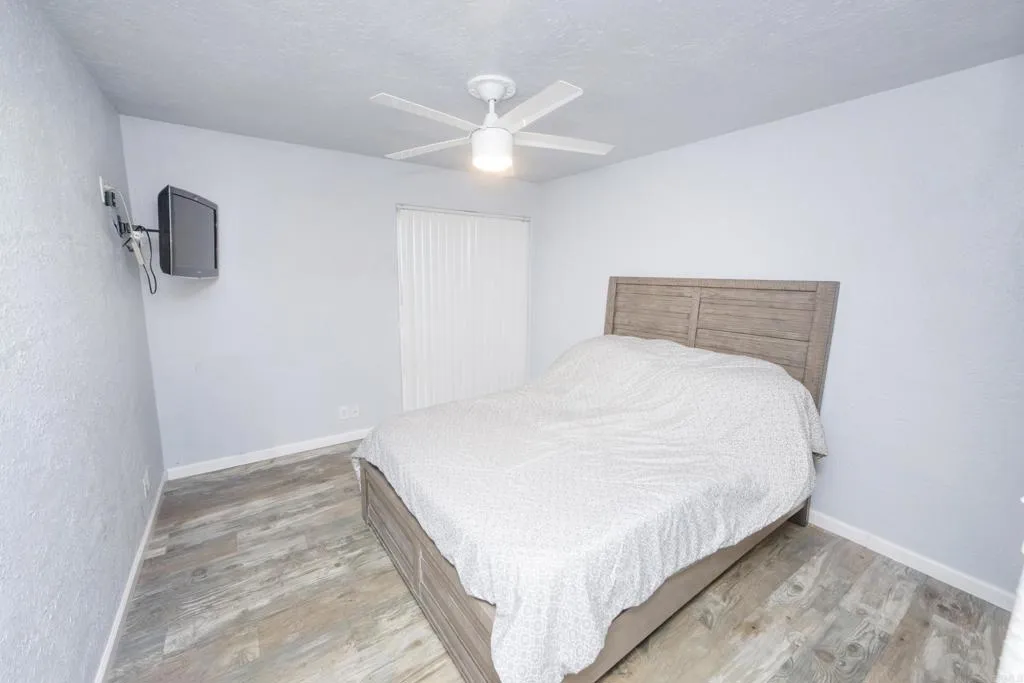 745 East Bradley Avenue 11, El Cajon, California 92021 home-pic-13