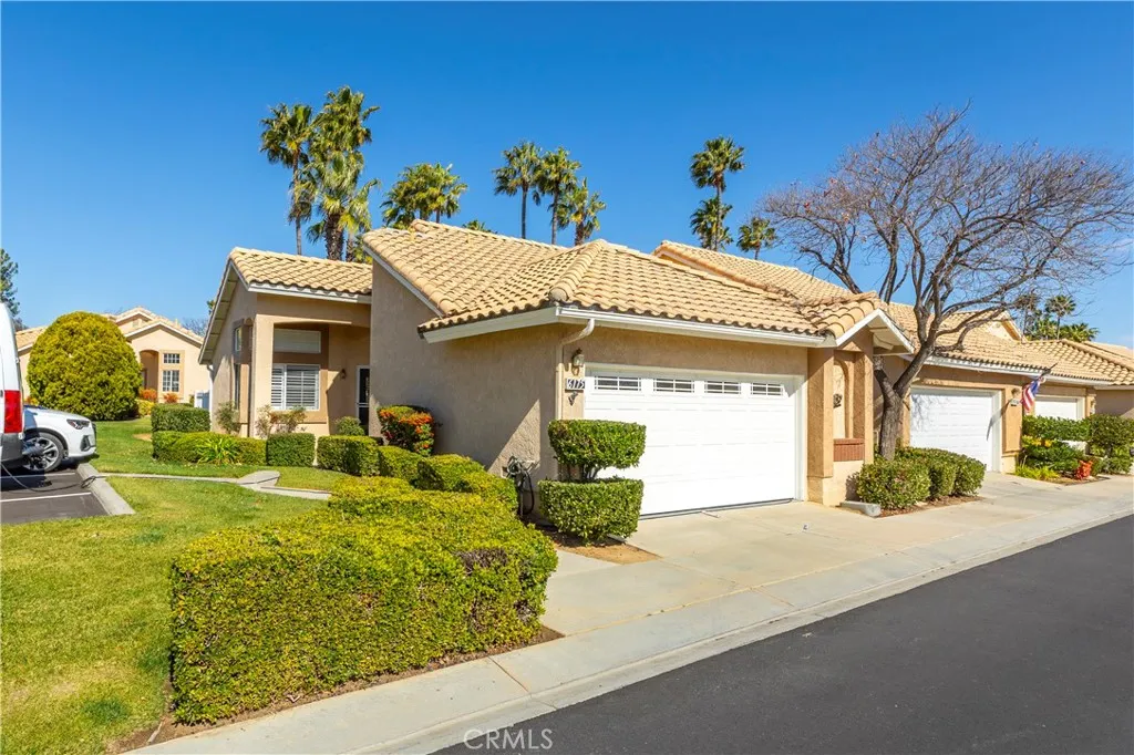 6175 Saint Andrews Way, Banning, California 92220 home-pic-1