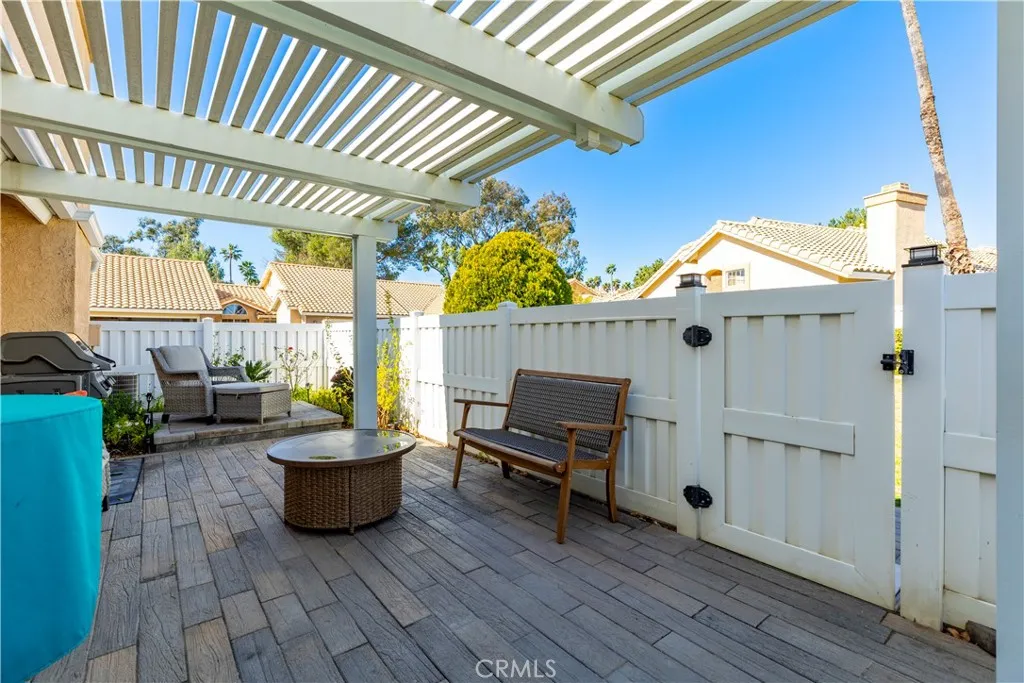 6175 Saint Andrews Way, Banning, California 92220 home-pic-17