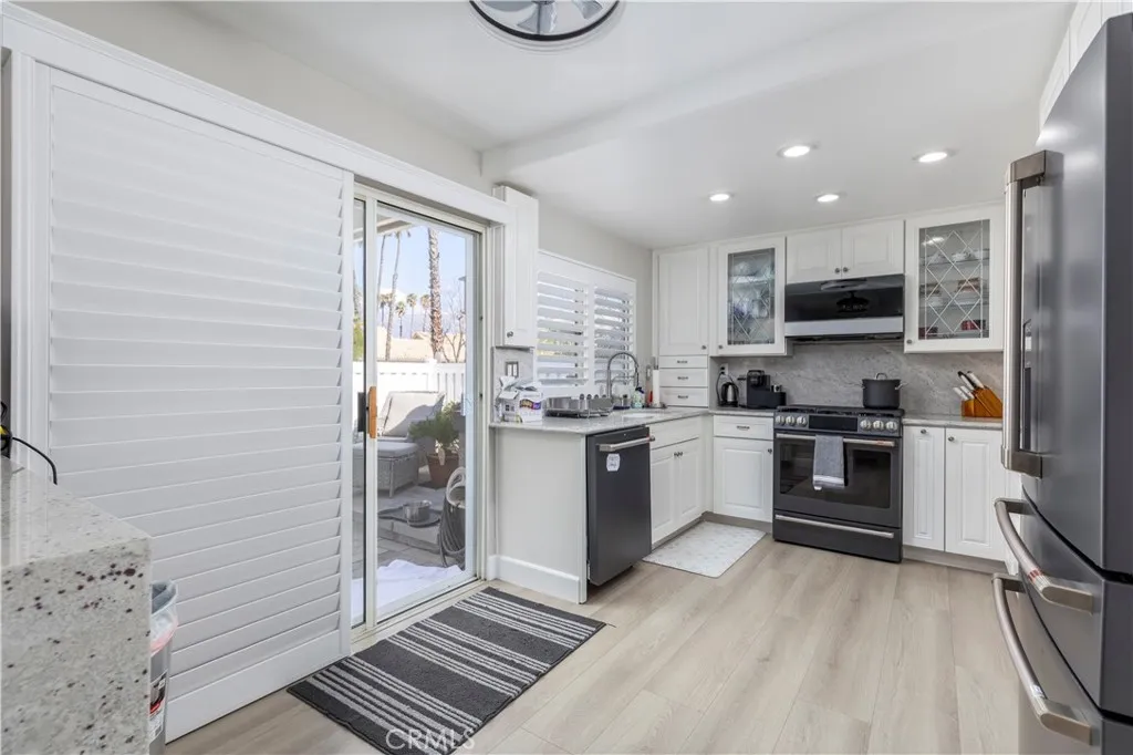 6175 Saint Andrews Way, Banning, California 92220 home-pic-6