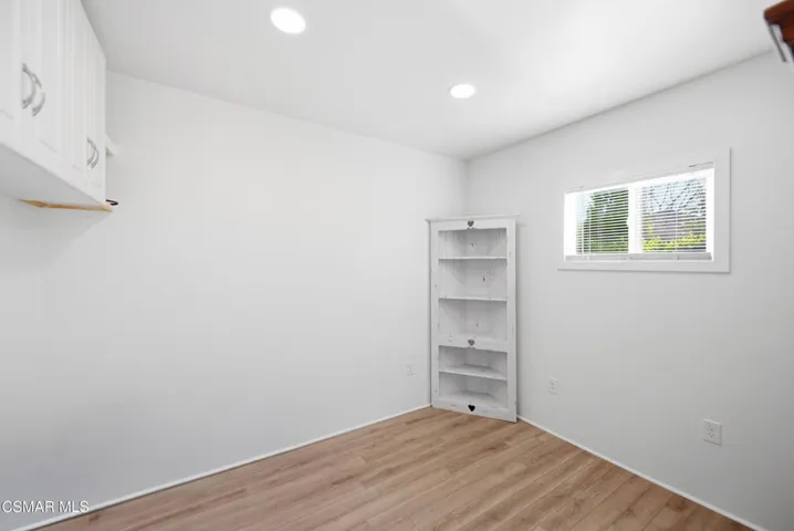 1625 Rambling Rd Simi Valley 2-74