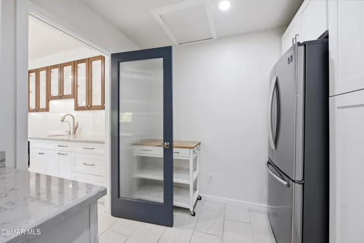 1625 Rambling Rd Simi Valley 2-36