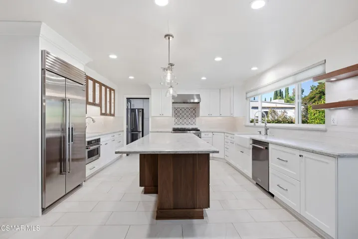 1625 Rambling Rd Simi Valley 2-27