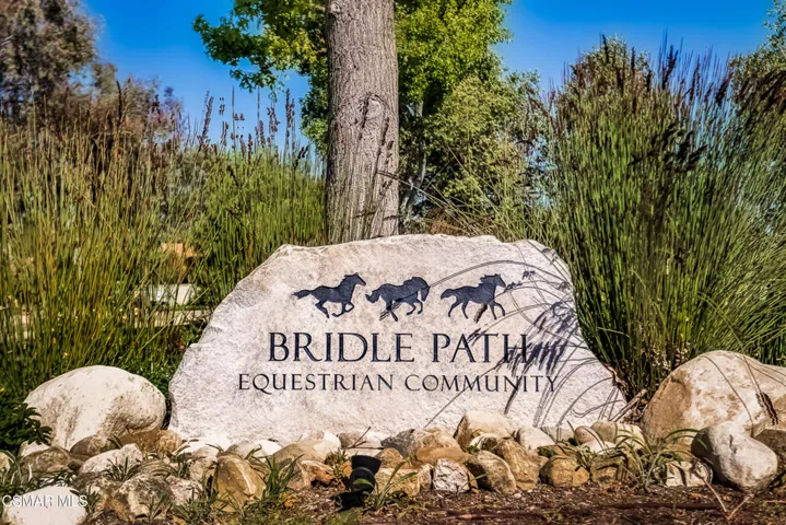 1625 Rambling Rd Simi Valley 2-111