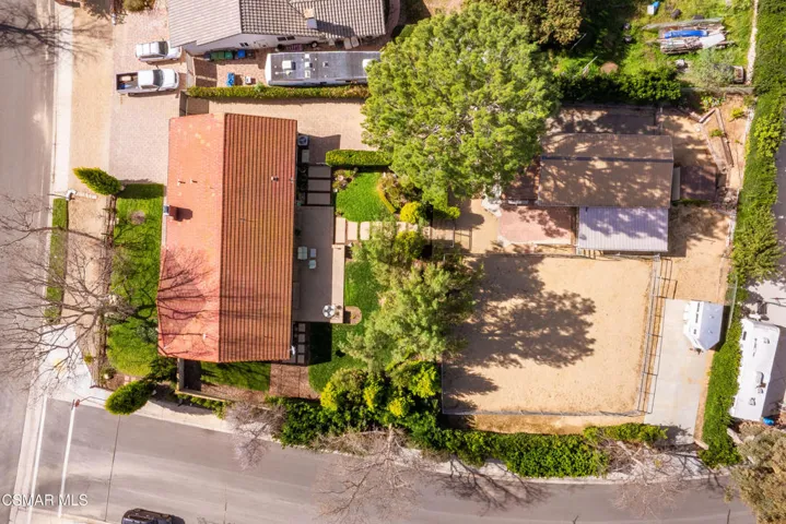 1625 Rambling Rd Simi Valley 2-109