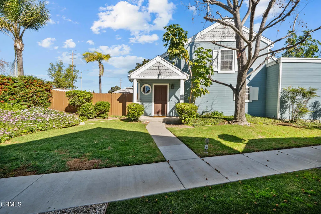 9771 Sweetwater Lane, Ventura, California 93004 home-pic-1