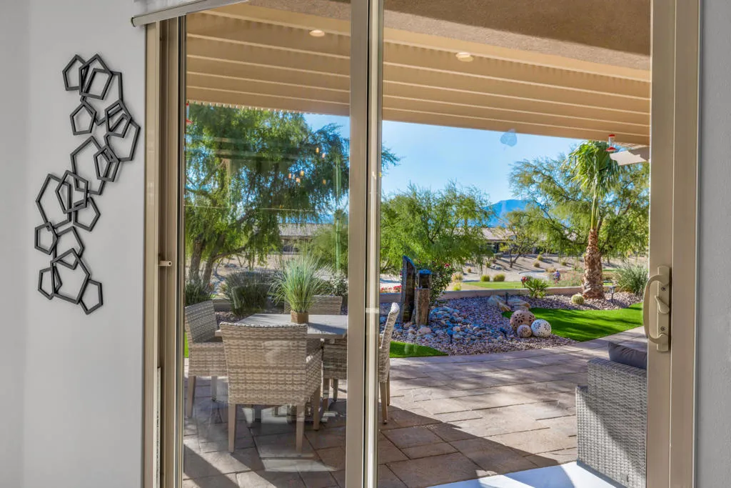 39330 Calle Tonala, Indio, California 92203 home-pic-15