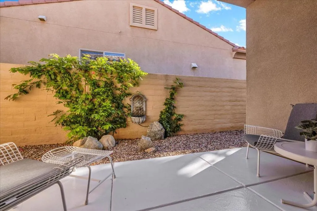 39330 Calle Tonala, Indio, California 92203 home-pic-30