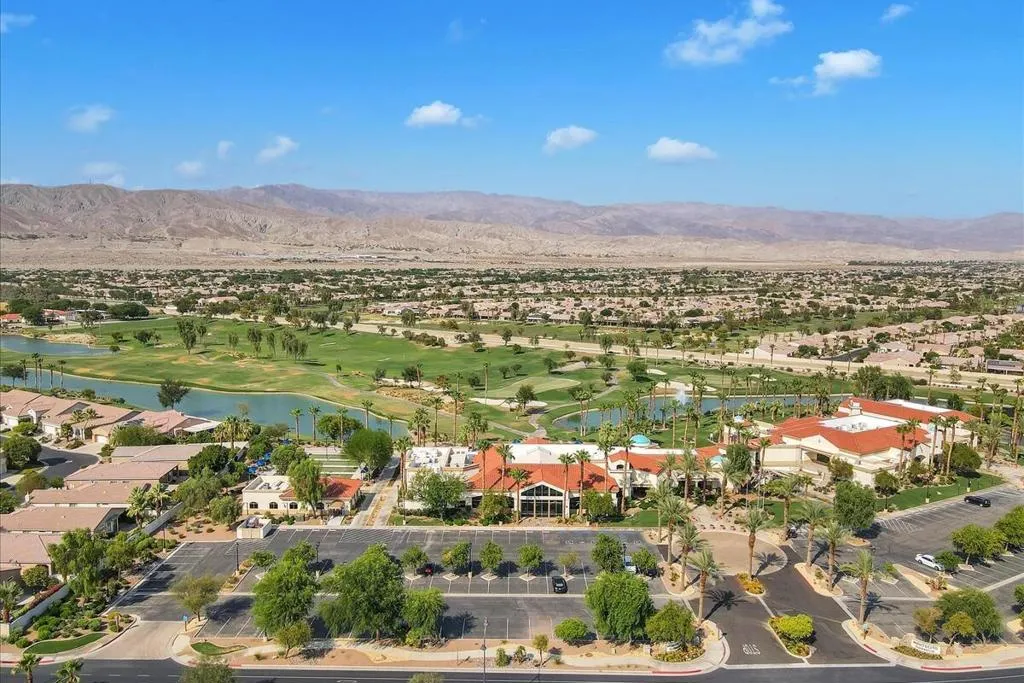 39330 Calle Tonala, Indio, California 92203 home-pic-45