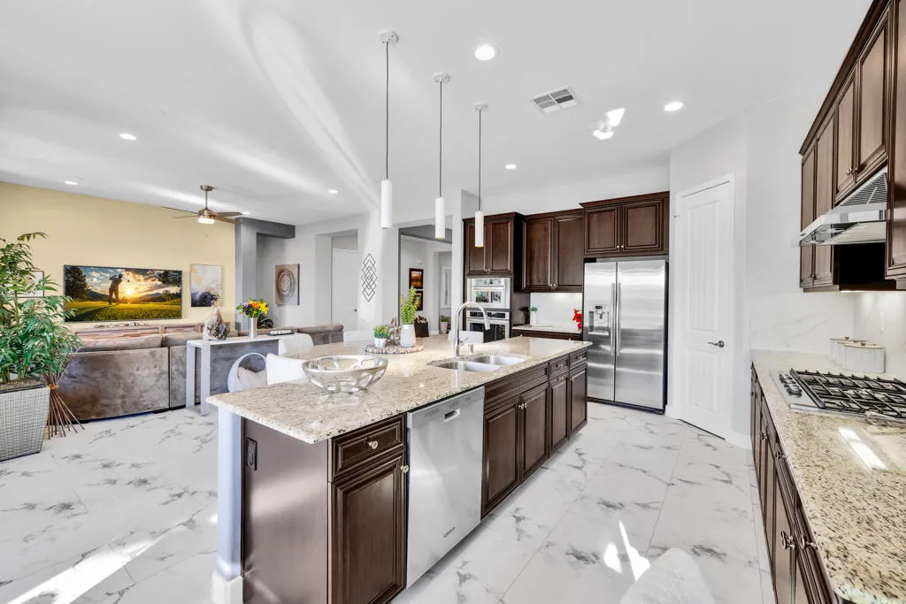 39330 Calle Tonala, Indio, California 92203 home-pic-12