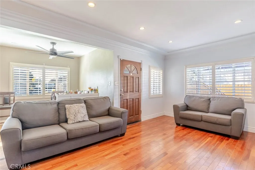 3813 Lyndora Street, Lynwood, California 90262 home-pic-3