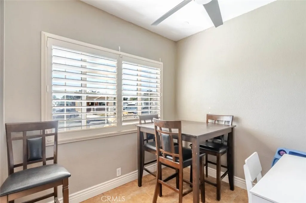 3813 Lyndora Street, Lynwood, California 90262 home-pic-6