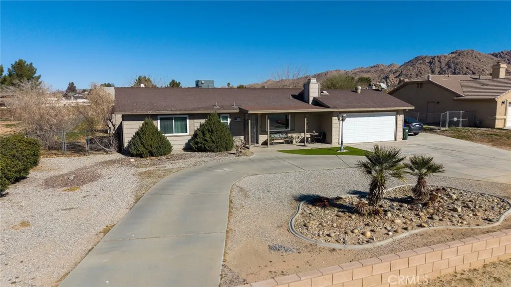 22554 South, Apple Valley, California 92307 home-pic-20