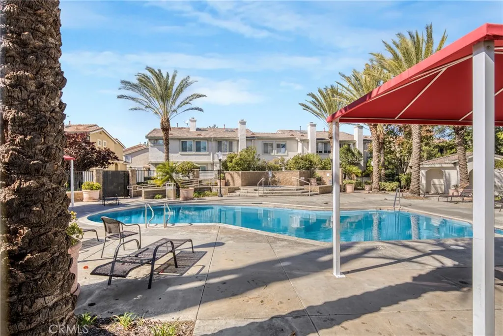 22754 Little Fall Court, Saugus, California 91350 home-pic-21