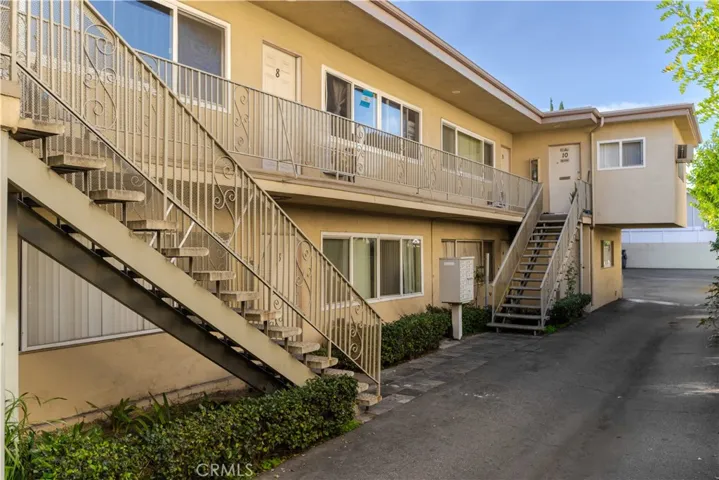 423 N Garfield, Pasadena, California 91101