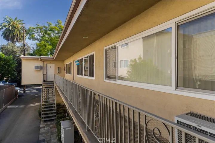 423 N Garfield, Pasadena, California 91101