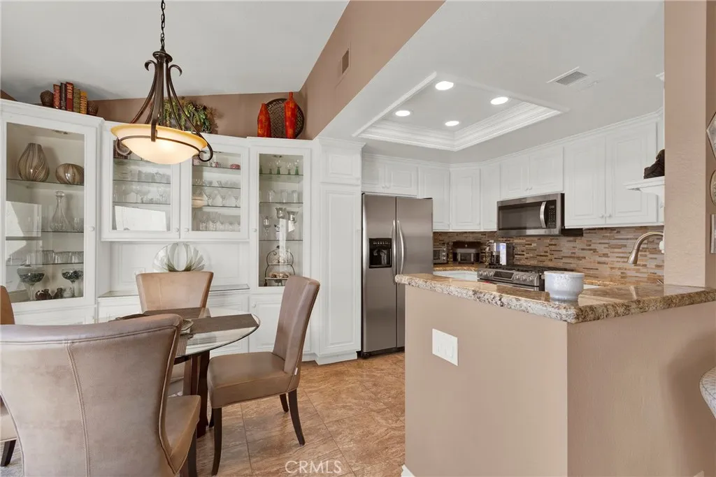 440 La Costa, Banning, California 92220 home-pic-12