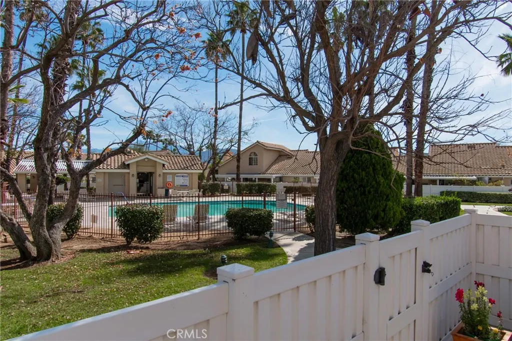 440 La Costa, Banning, California 92220 home-pic-29