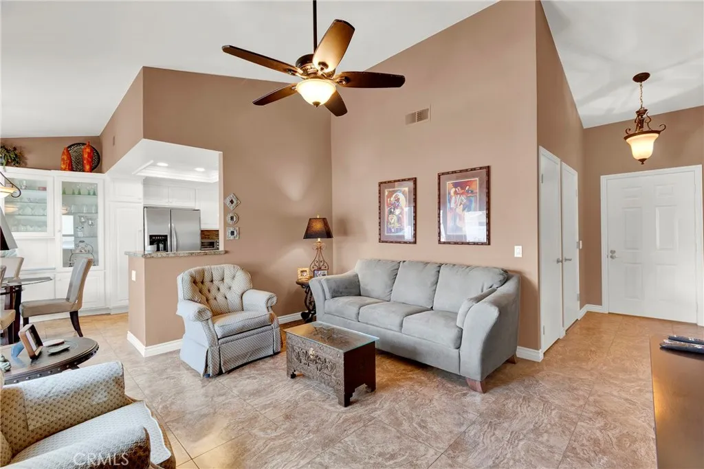440 La Costa, Banning, California 92220 home-pic-9
