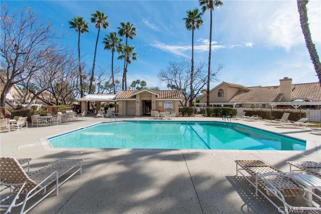 440 La Costa, Banning, California 92220 home-pic-1