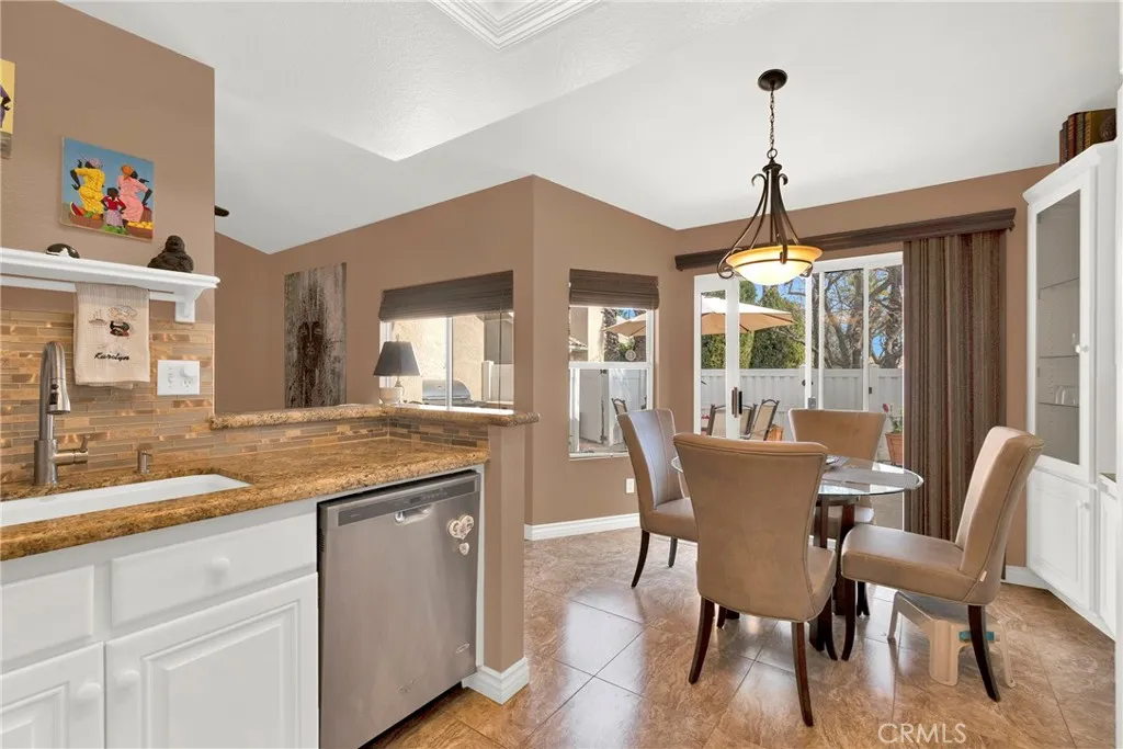 440 La Costa, Banning, California 92220 home-pic-18
