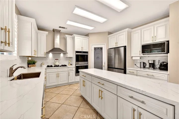 17388 Hawkwood, Riverside, California 92503