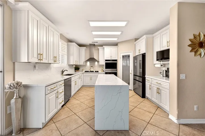 17388 Hawkwood, Riverside, California 92503
