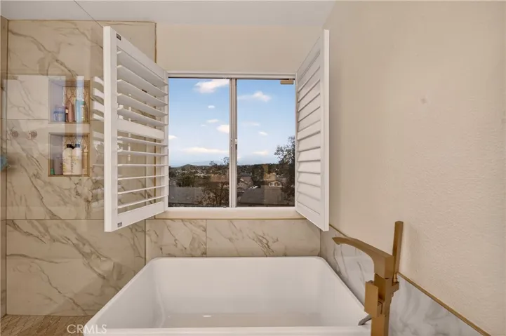 17388 Hawkwood, Riverside, California 92503