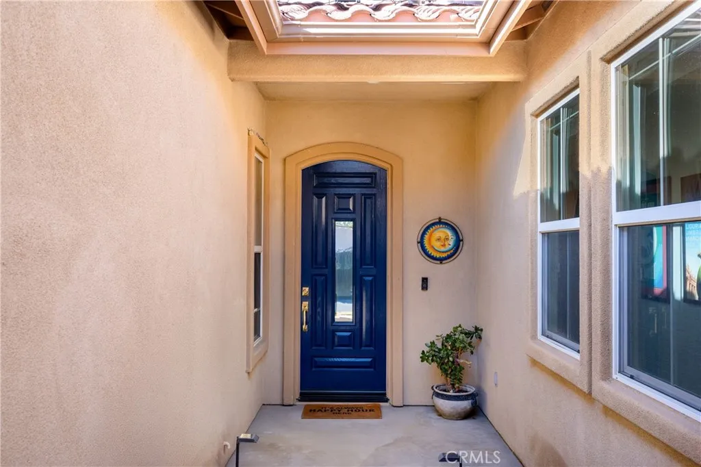 9152 Reserve, Corona, California 92883 home-pic-3