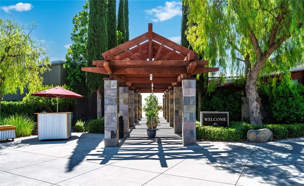 9152 Reserve, Corona, California 92883 home-pic-26