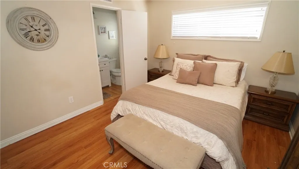 16519 Minnehaha, Granada Hills, California 91344 home-pic-7