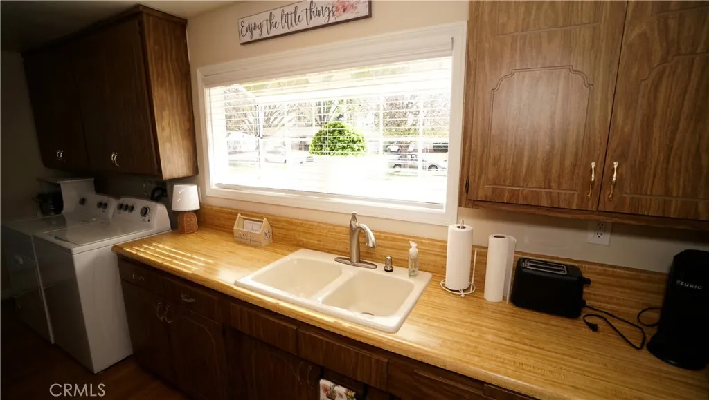 16519 Minnehaha, Granada Hills, California 91344 home-pic-25