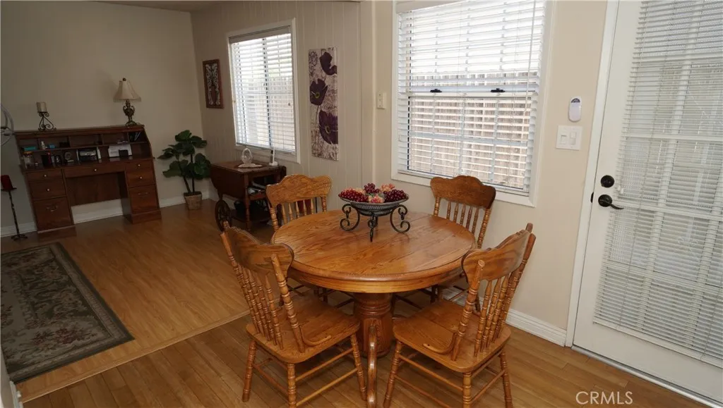 16519 Minnehaha, Granada Hills, California 91344 home-pic-22