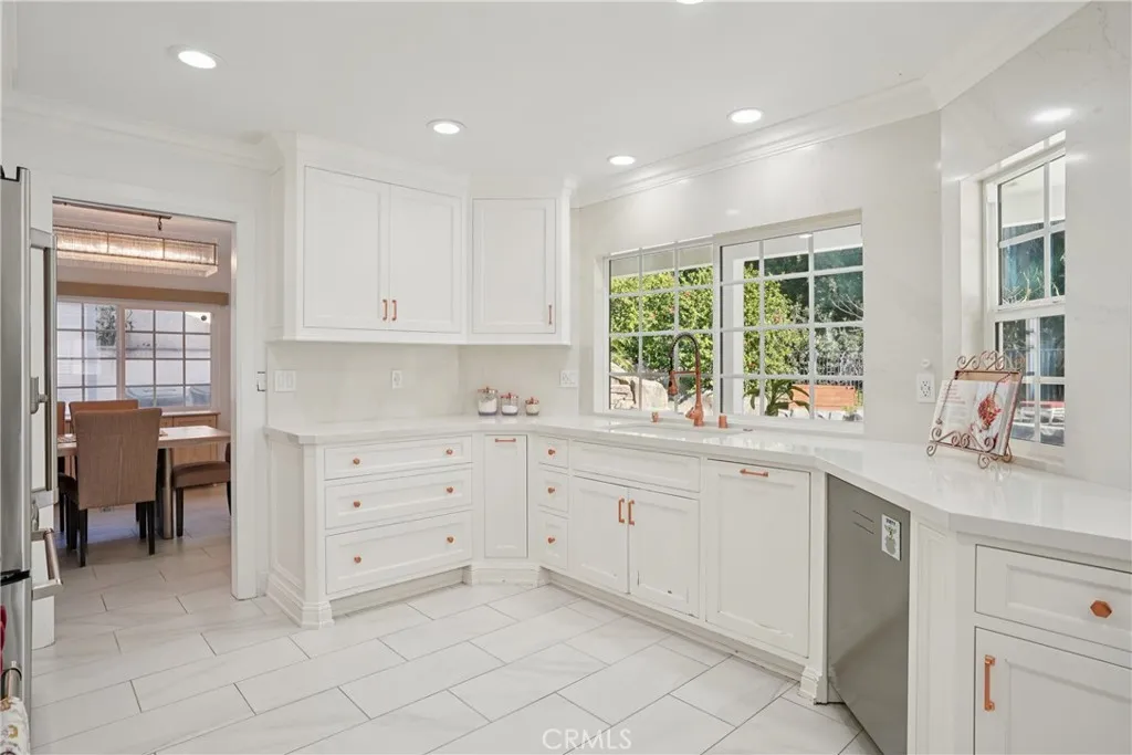 1446 Beechwood Drive, Brea, California 92821 home-pic-12