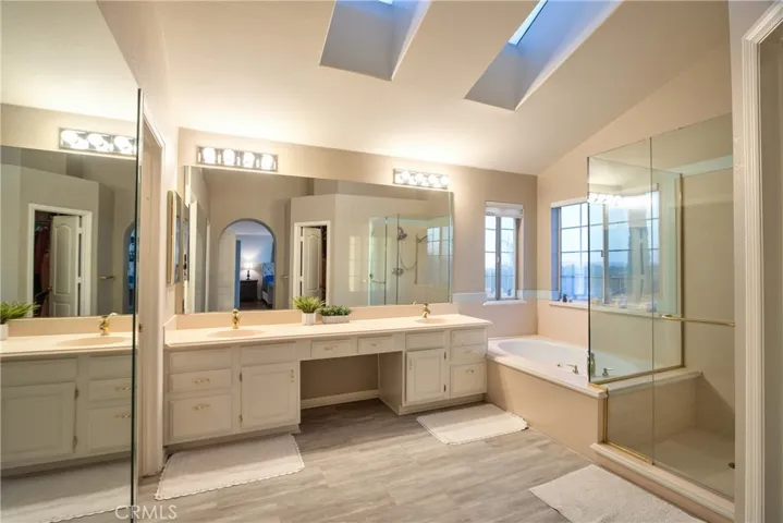 31384 Corte Tunas, Temecula, California 92592