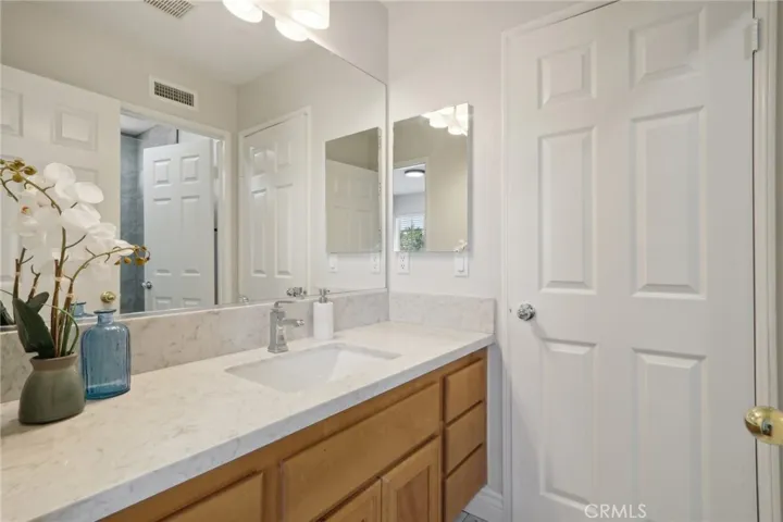 Picture  taken when the house was staged previously