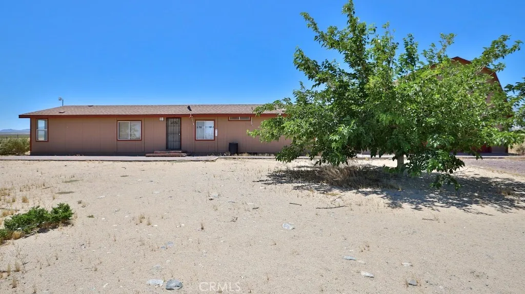 9351 Camp Rock, Lucerne Valley, California 92356 home-pic-3