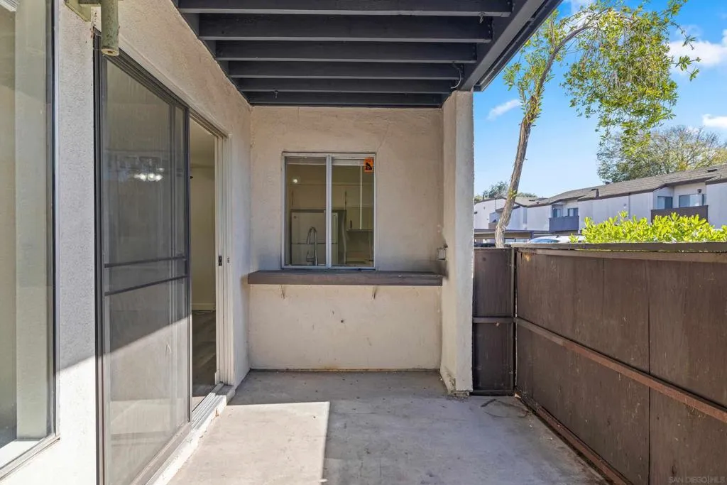 1389 Caminito Gabaldon A, San Diego, California 92108 home-pic-7
