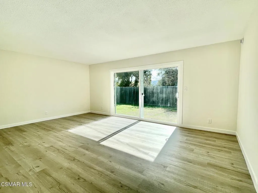 1240 Graham Street, Simi Valley, California 93065 home-pic-6