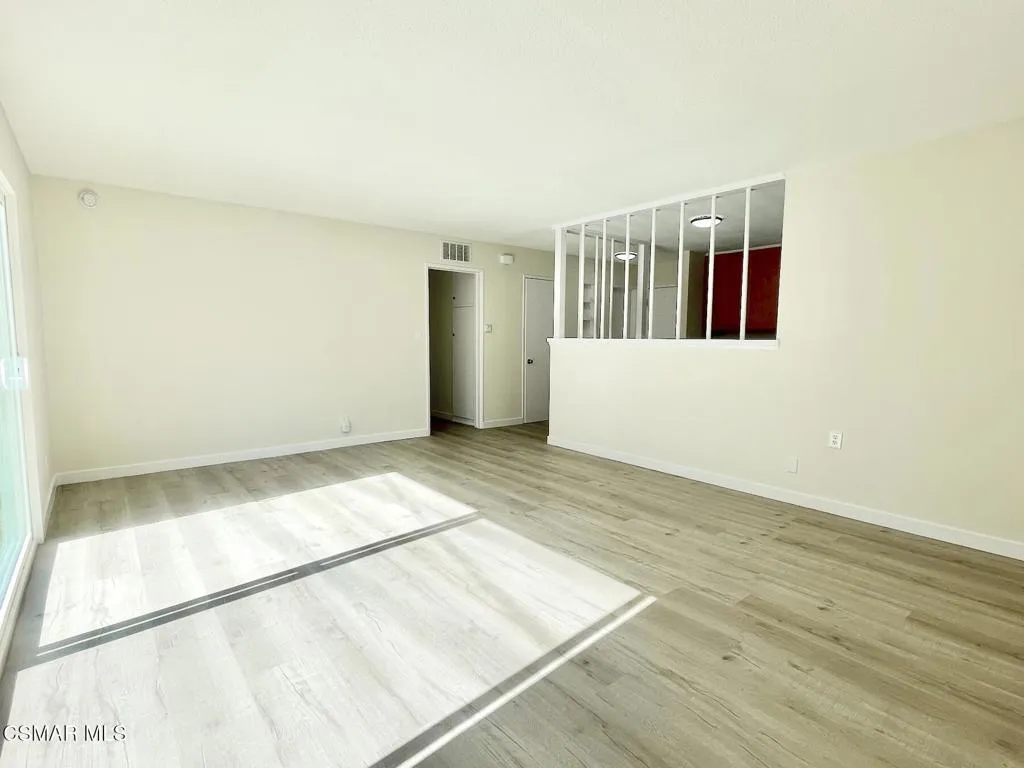1240 Graham Street, Simi Valley, California 93065 home-pic-7
